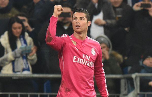 Real Madrid - Mercato : Cristiano Ronaldo, écoeuré par sa situation, serait ouvert à un départ !