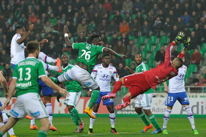 OL : les 5 enseignements de la défaite à Saint-Étienne (3-0)