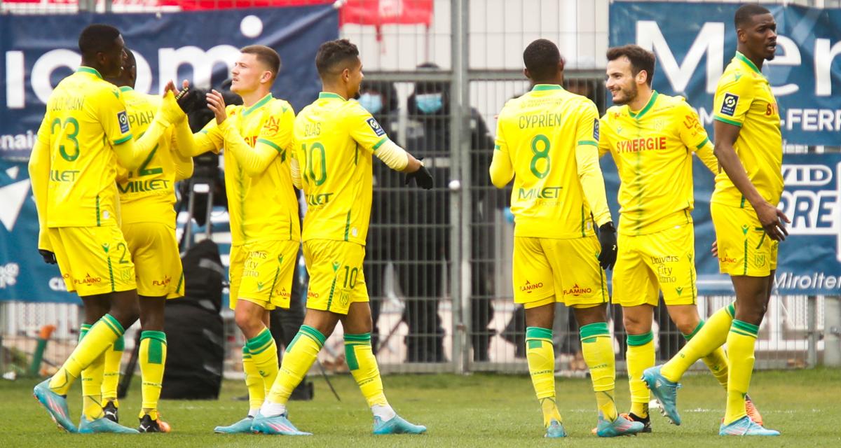 Le FC Nantes mène contre Brest