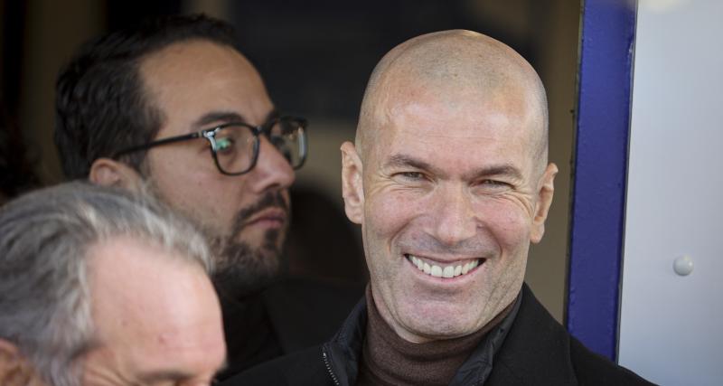 Real Madrid - Equipe de France, Real Madrid : Zidane détourné des Bleus par Chelsea ?