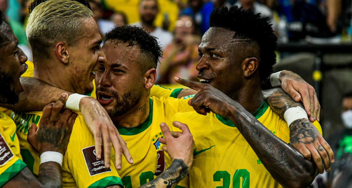 Antony et Neymar Jr ensemble avec le Brésil