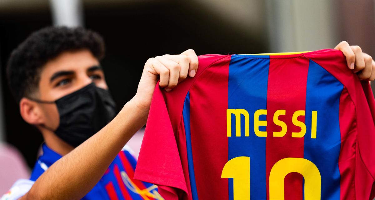 Supporter du FC Barcelone avec un maillot de Lionel Messi