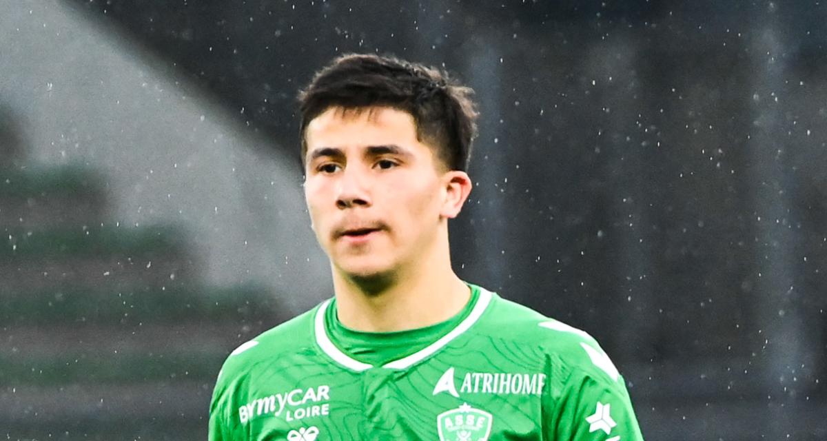 ASSE – Mercato : Batlles prêt à revoir son milieu, deux joueurs sur la sellette