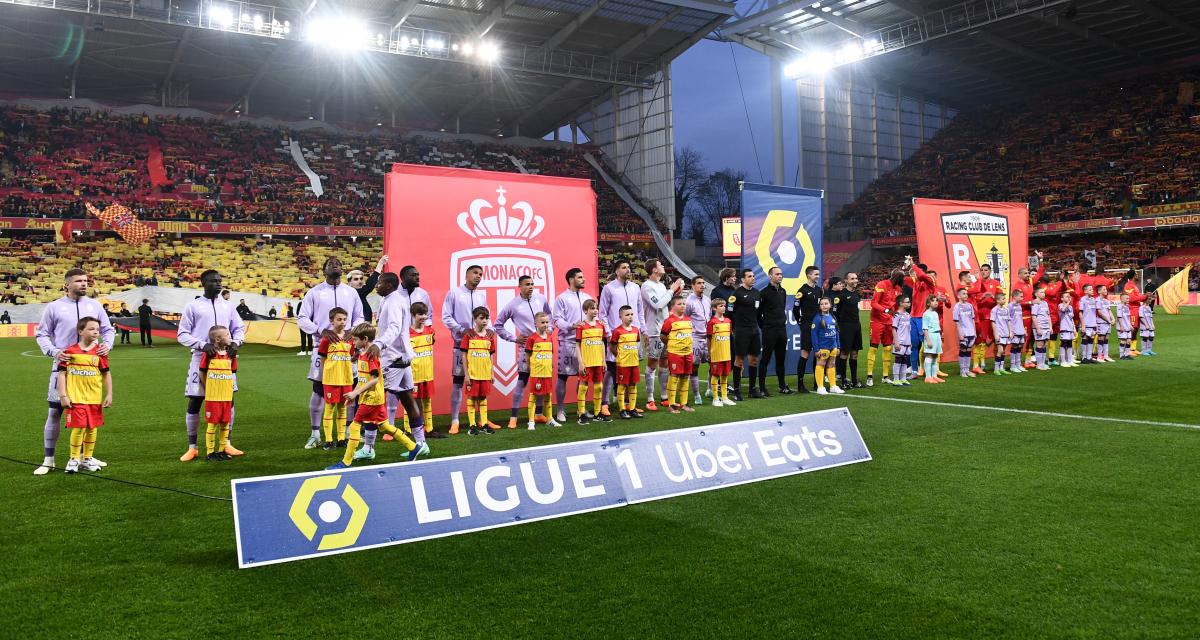 Les joueurs de l'AS Monaco et du RC Lens