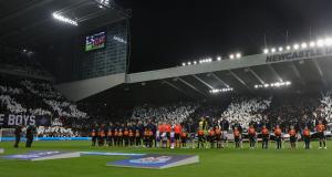 Newcastle - PSG en direct : les Magpies font le break (live)