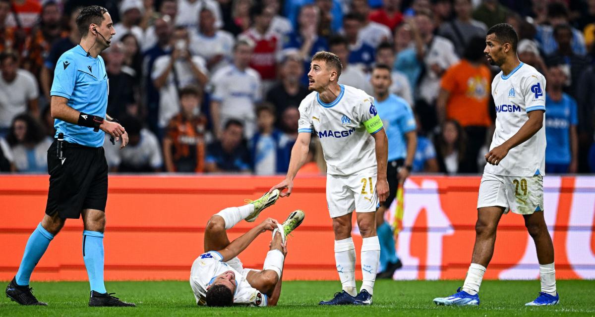 Amine Harit au sol après s'être fait découper...