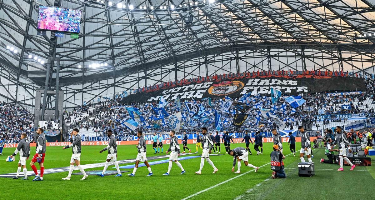 Le tifo des South Winners lors d'OM - Brighton