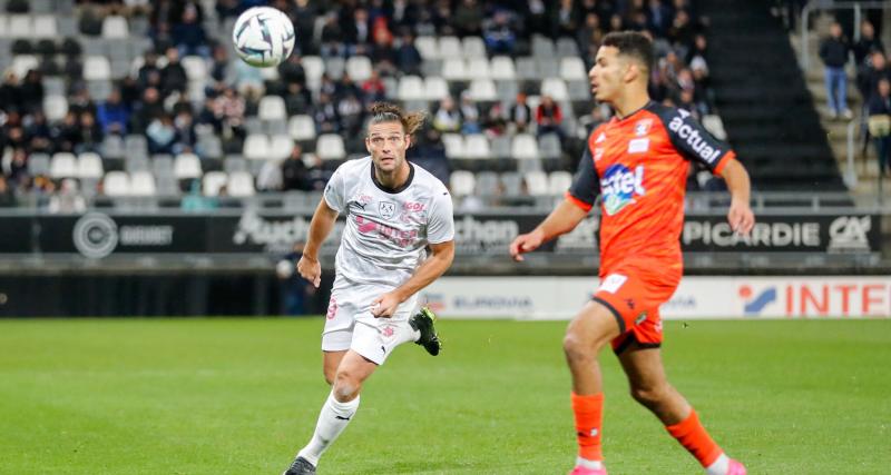 Aj Auxerre - Laval cale, Grenoble et Auxerre tombent, l’ASSE se frotte les mains sans jouer !