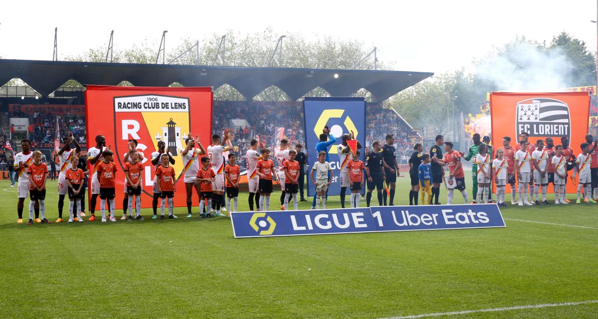 Les joueurs du RC Lens et de Lorient