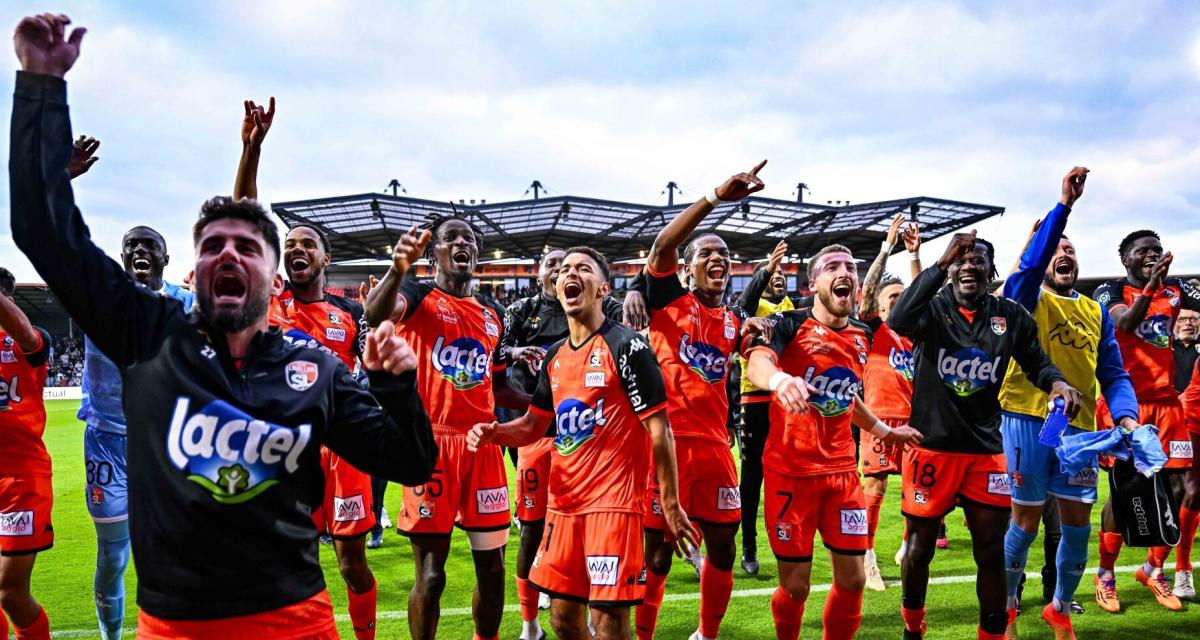Résultats Ligue 2 : Laval solide leader, Angers reprend sa deuxième place à l'ASSE, Bordeaux sombre encore