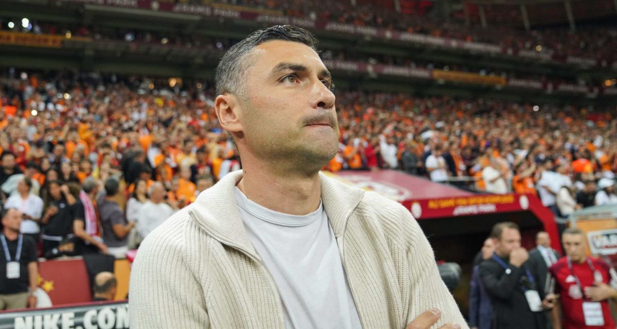 Burak Yilmaz à Besiktas en tant qu'entraîneur