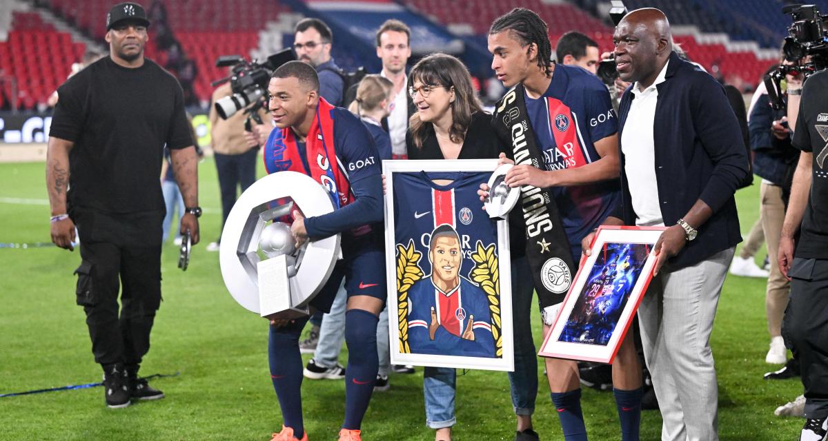 Kylian Mbappé aux côtés de sa famille