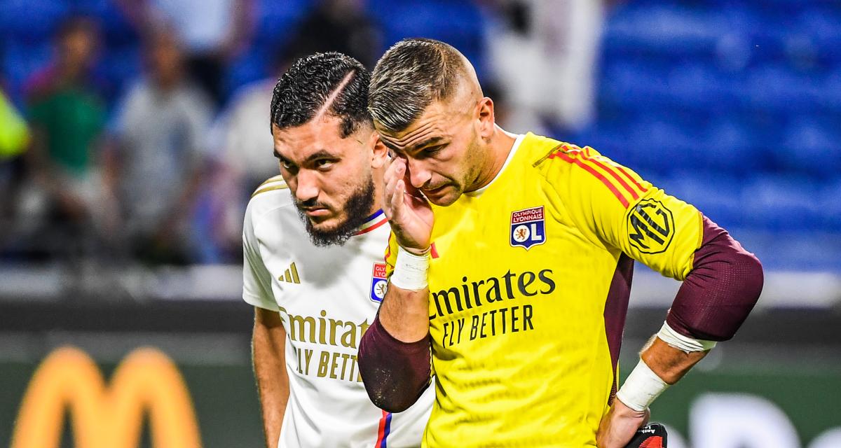 Rayan Cherki et Anthony Lopes