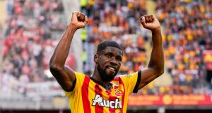 RC Lens : Danso finalement opéré, la date de son retour connue