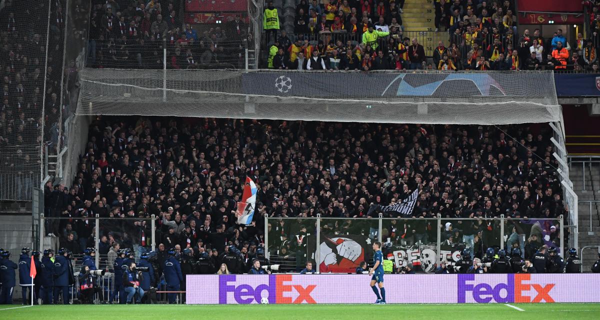 Supporters du PSV à Lens la saison dernière