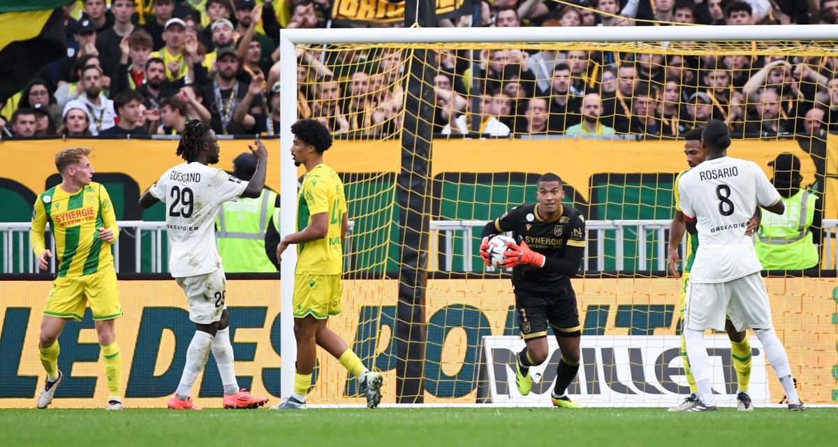 Alban Lafont (FC Nantes)