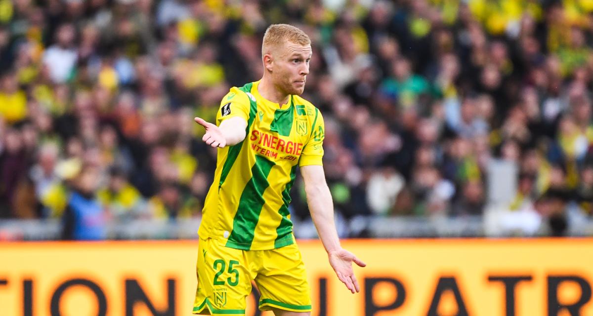 FC Nantes : l'avenir de Florent Mollet chez les Canaris fait débat