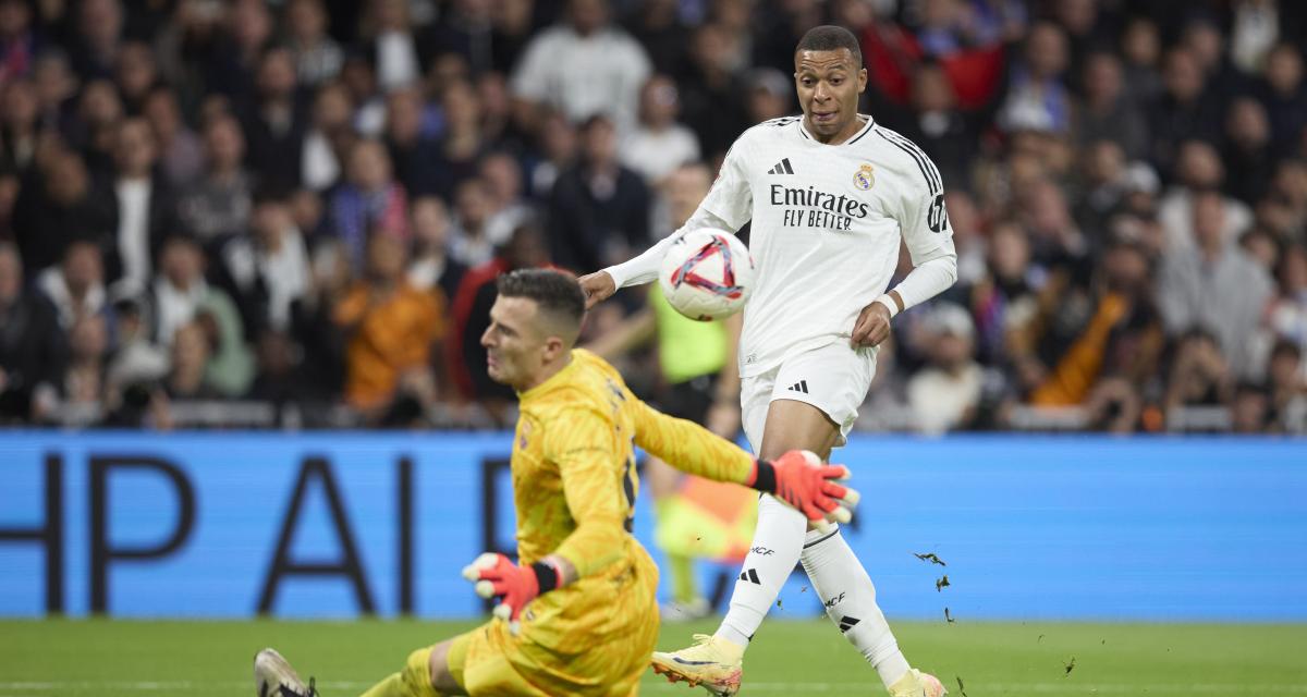 Kylian Mbappé face à Inaki Pena