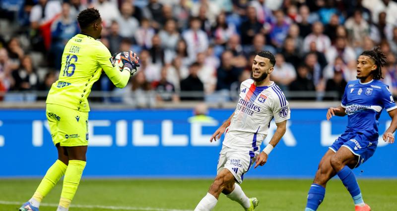 Olympique Lyonnais - OL-AJ Auxerre (2-2) : Lyon cale et rate le top 5, les notes des Gones