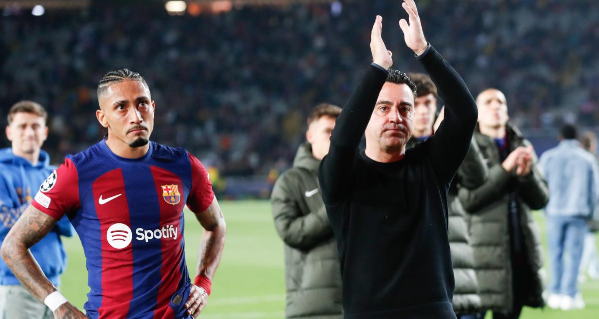 Raphinha et Xavi.