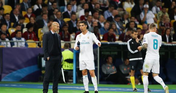 Juventus Turin - Juventus, Real Madrid - Mercato : Ronaldo pousse pour faire venir Zidane