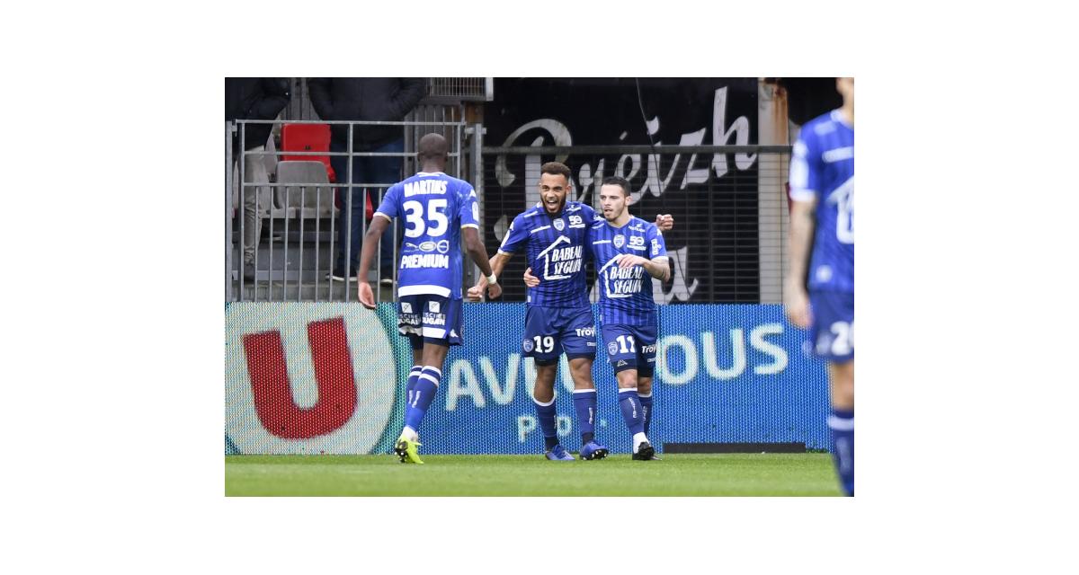RC Strasbourg - Mercato : le Stade Rennais contrarie le Racing pour Bryan Mbeumo
