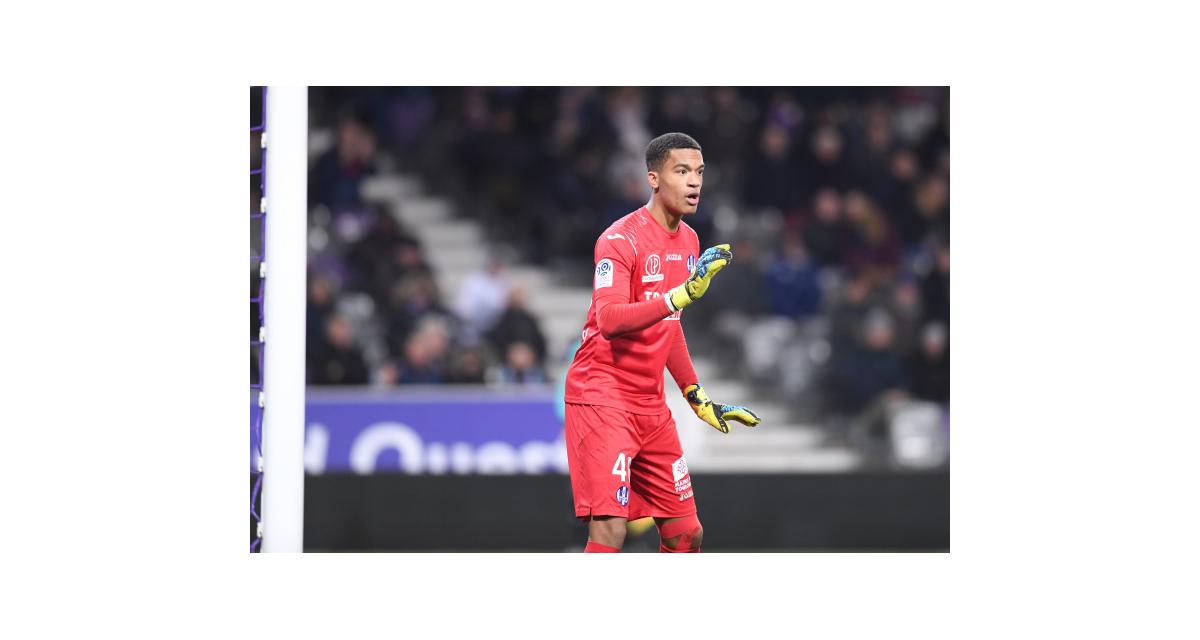 FC Nantes – L'oeil de Denis Balbir : « Alban Lafont, un message très fort envoyé par les Canaris »