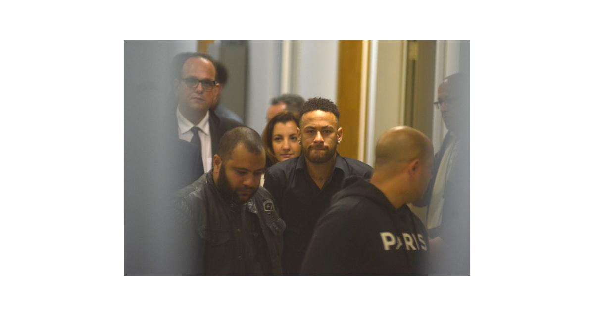 PSG - Mercato : départ, salaire, viol présumé...Neymar doit rompre le silence
