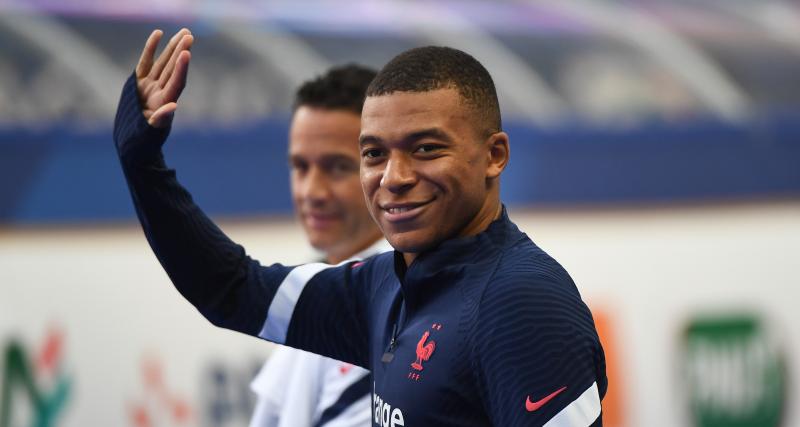 Paris Saint-Germain - PSG – Mercato : Mbappé aurait acté son départ en 2021, le FC Barcelone le veut pour remplacer Messi !