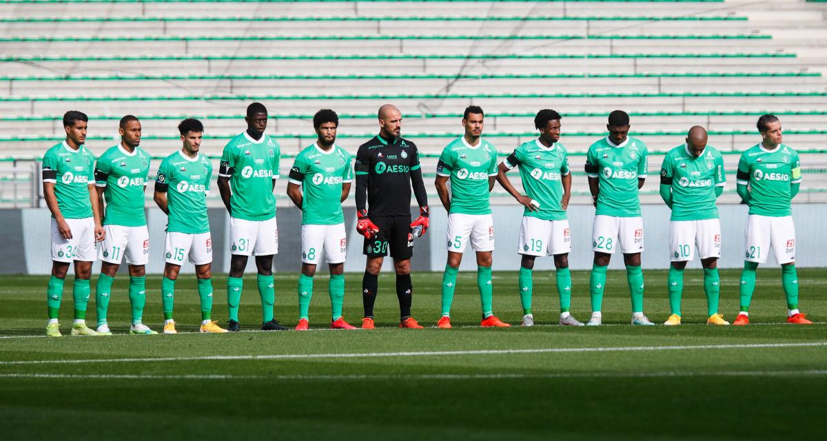 Les Verts au coup d'envoi du match contre Montpellier (0-1)