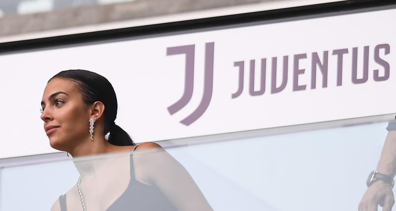 Juventus Turin - Juventus : Drôle de yoga pour Georgina, Madame Cristiano Ronaldo...