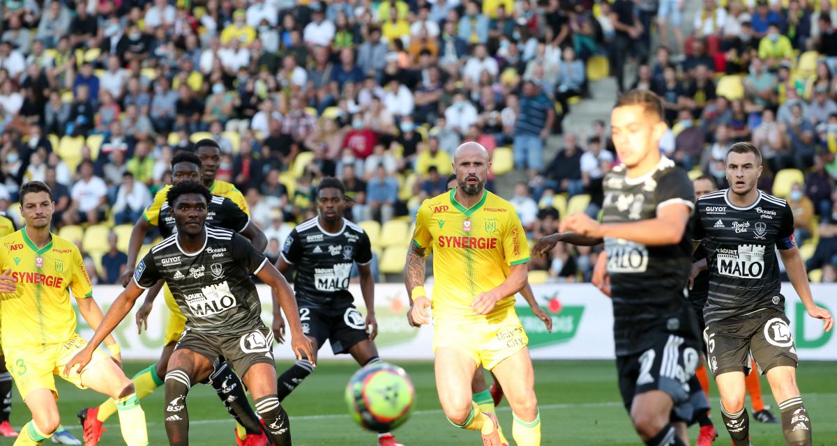 Résultats Ligue 1 : Rennes cartonne, Nantes confirme, Lille respire, Sainté s'enfonce (terminé)