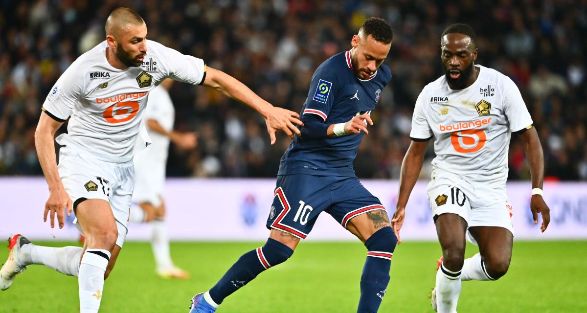 Neymar au duel avec Burak Yilmaz et Jonathan Ikoné