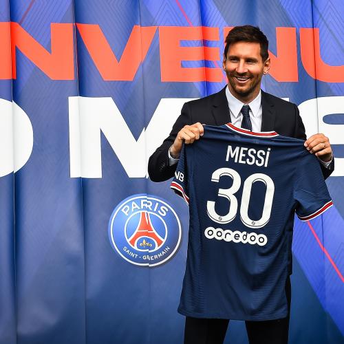 PSG : les images fortes de l'arrivée de Messi à Paris